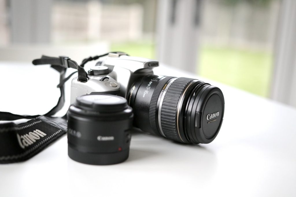 Canon DSLR Camera and Lens Review